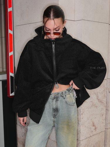 Черная флисовая куртка-худи