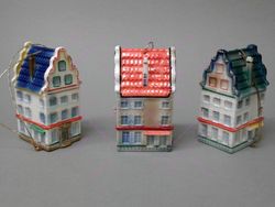 Фарфоровая елочная игрушка "Голландский домик"