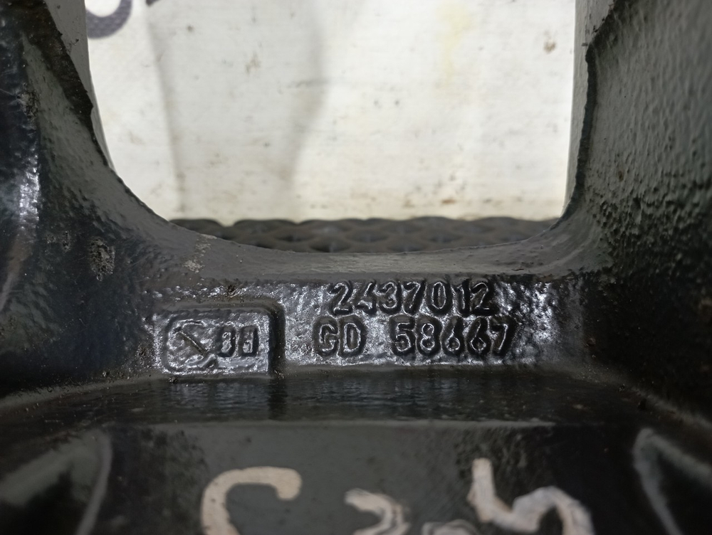 Кронштейн передней рессоры правый 2020г.