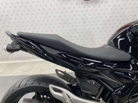 Suzuki Gladius SFV400 , 2014