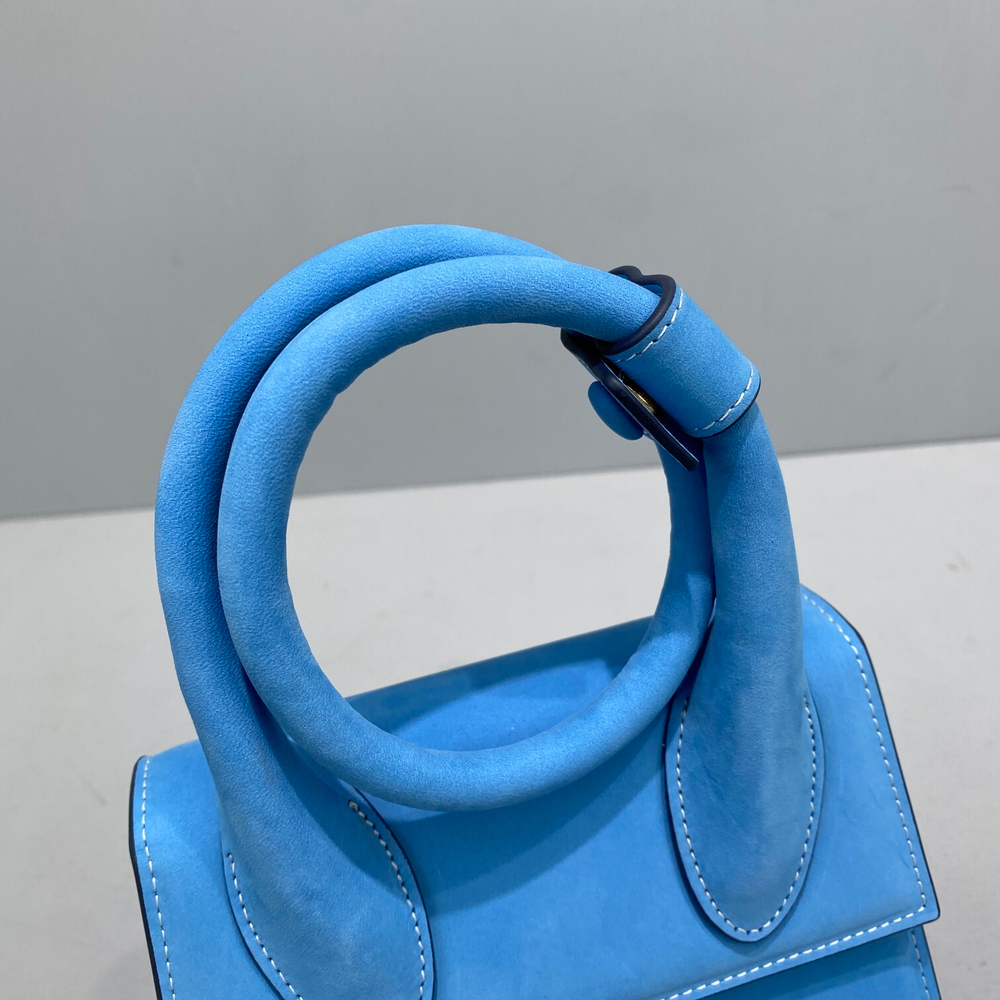 Jacquemus Le Chiquito Noeud 18 cm