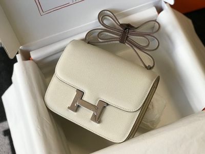 Hermes Constance 18/ 24