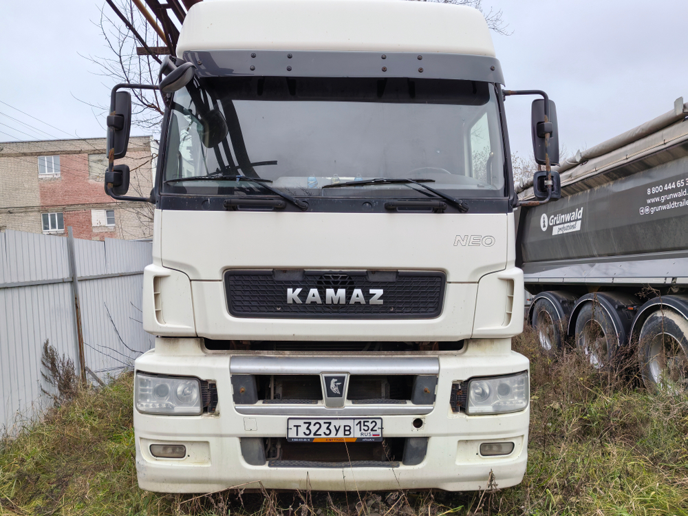 КамАЗ 5490 4x2 Седельный тягач 5490-023-87 (Дизельный, 11,9 л, 401 л.с., АТ)