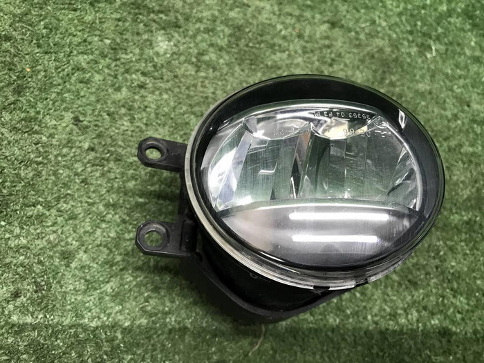 ПТФ левая Toyota Camry XV50 XV70 (2017-2021) LED