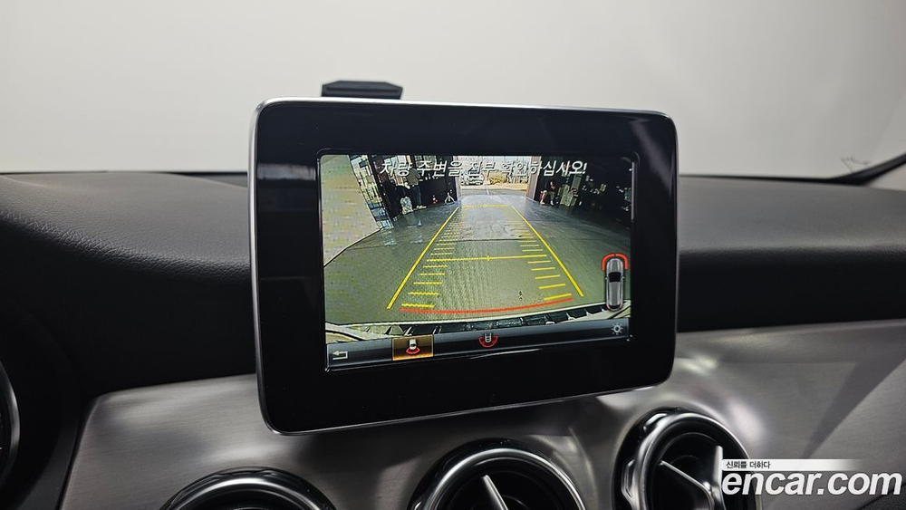 Mercedes-Benz GLA-Class X156 GLA220 Premium (08.2019)