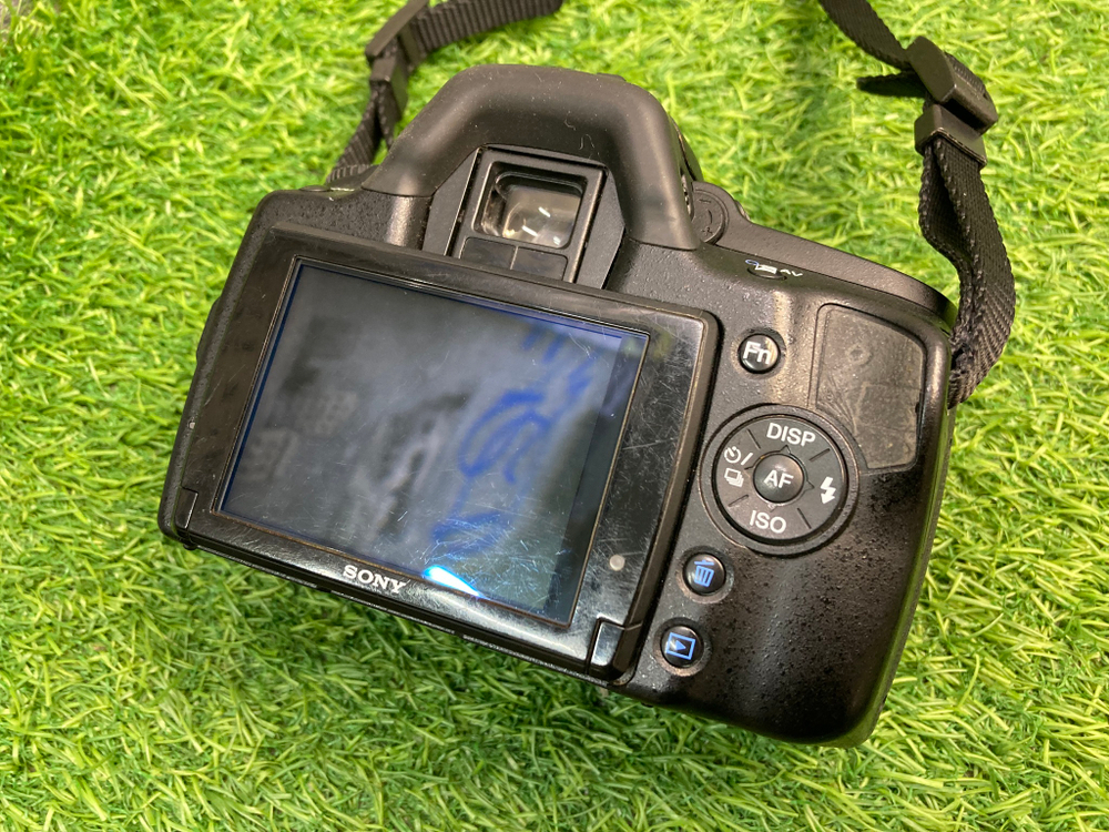 Sony A390 Kit DT 18-55mm SAM 12.400 кадров