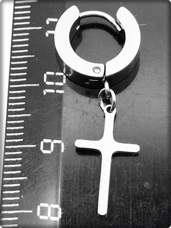 Серьга (1шт) "Крест" для пирсинга ушей. Сталь 316L.