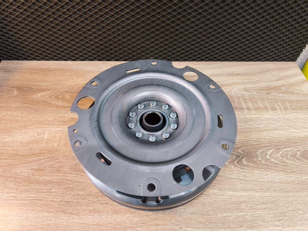 Маховик Luk (Европа) Audi   Q5 (8RB) 415062509