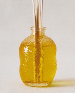 Zara Home Аромадиффузор Ginger Lemon 180 мл, тростниковые палочки микадо, аромат свежий цитрусовый, Горчичный