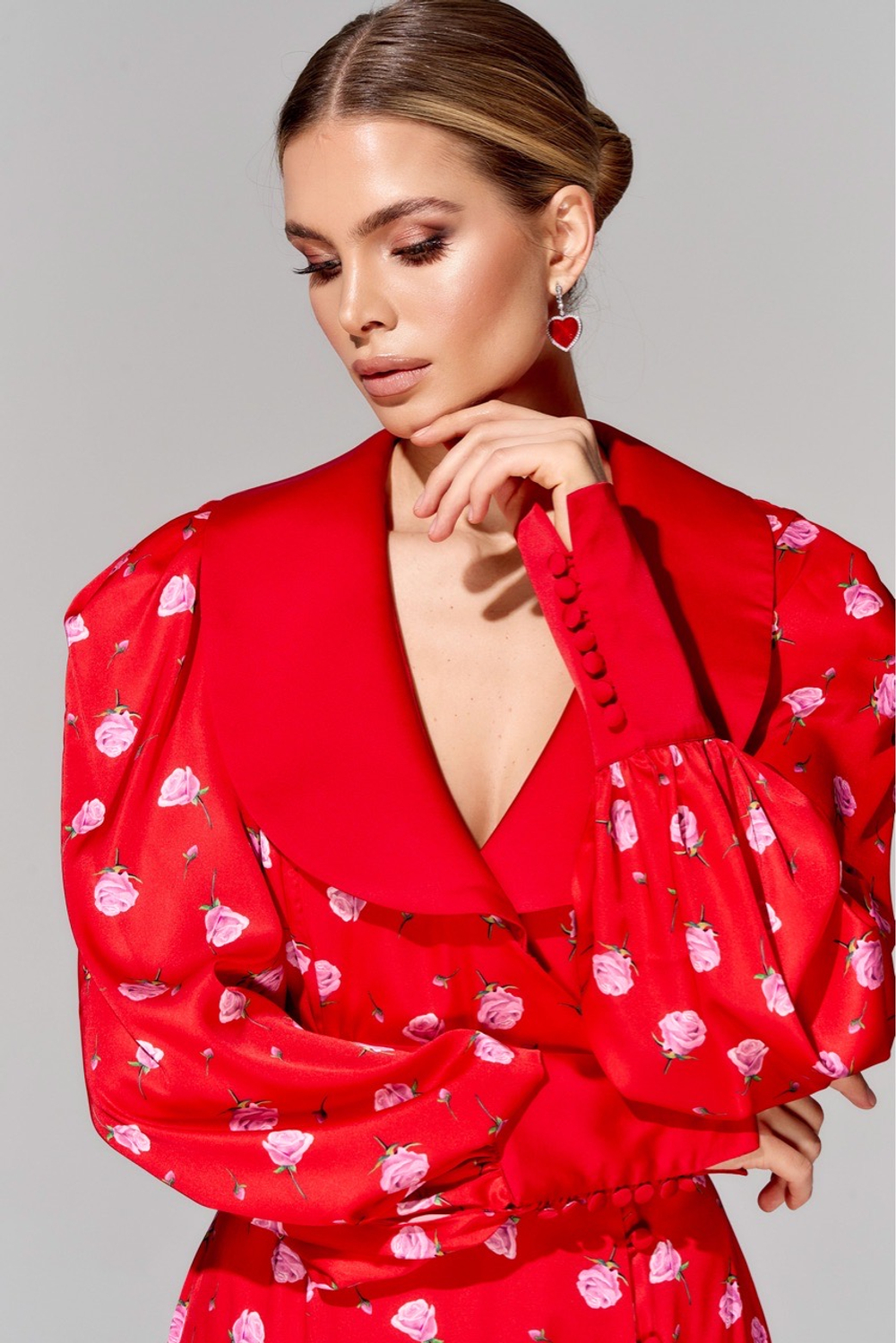 Платье длины миди