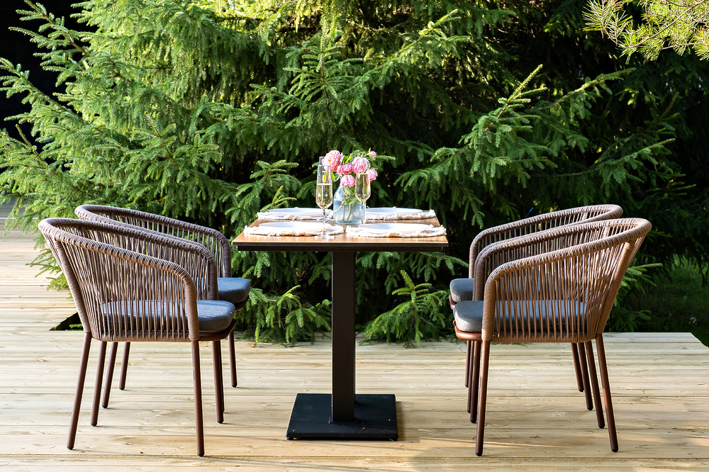 "Каффе Дабл" обеденная группа на 4 персоны, цвет "дуб"