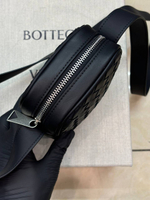 Сумка-мессенджер Bottega Veneta