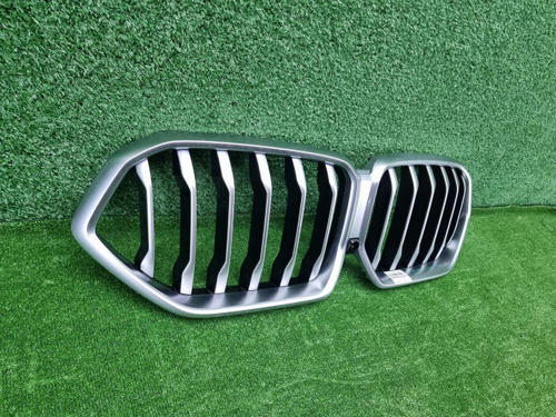 Решетка радиатора BMW X6 G06 (2019-2023)
