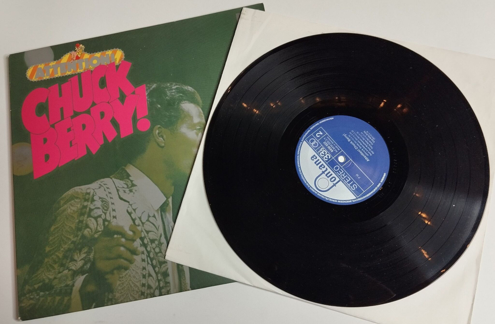 Винтажная виниловая пластинка LP Chuck Berry Attention (Germany 1974)