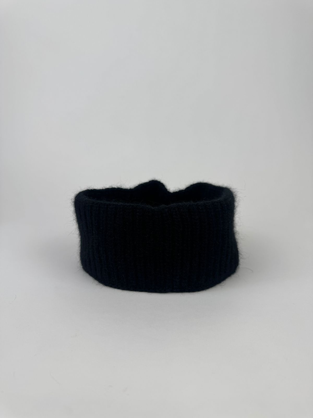 Козырек Celine Black Logo Embossed Wool Detailed Cap