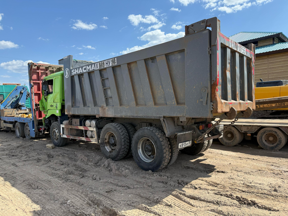 Shacman (Shaanxi) SX* 6x4 Самосвал SX32586V384 (Дизельный, 11,6 л, 423 л.с., МТ)