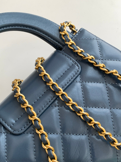 Chanel Kelly Mini 19 cm