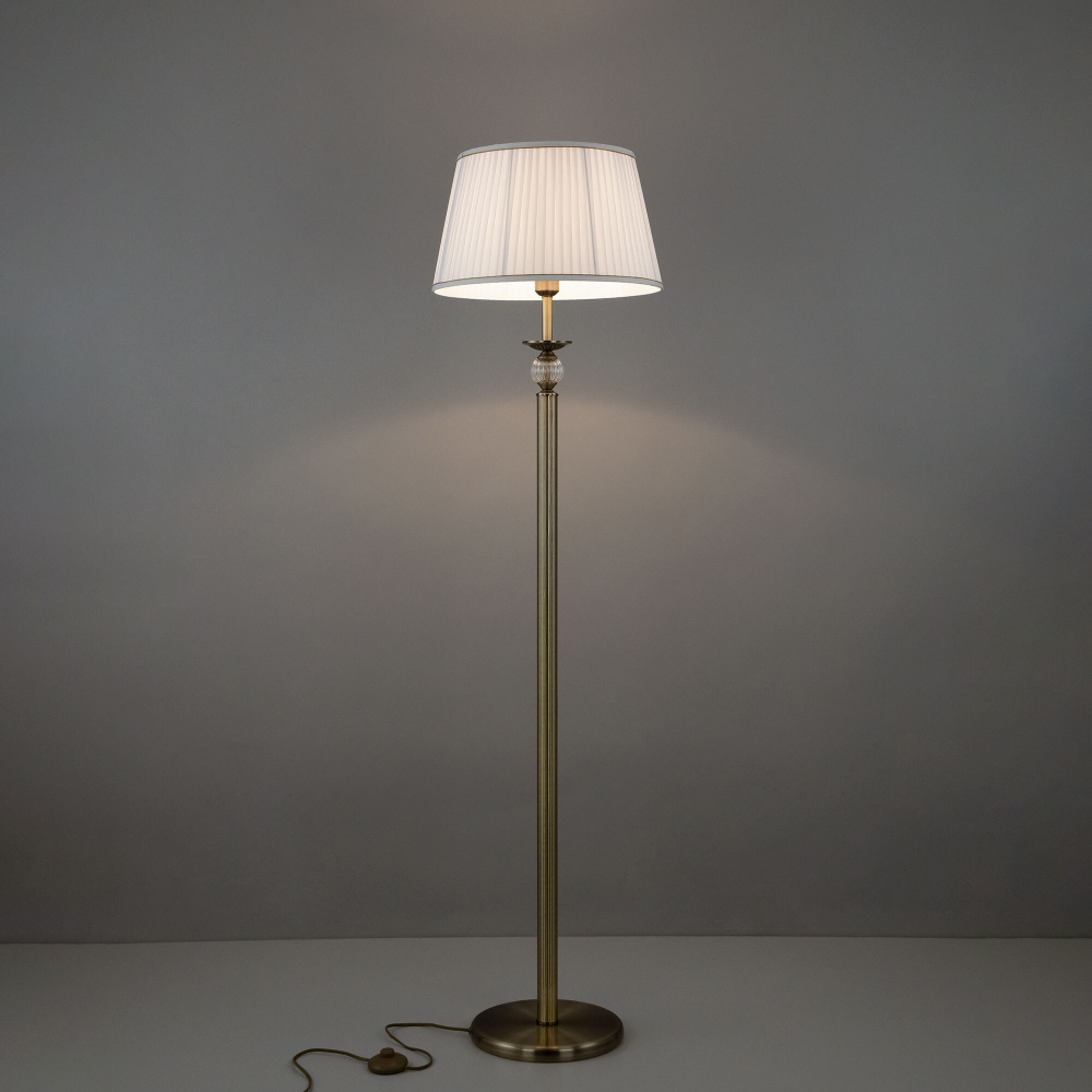 Citilux Гера CL433913 Торшер с абажуром Бронза