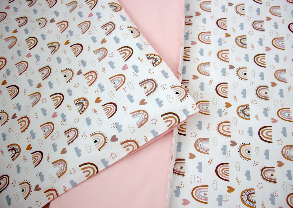 Постельное бельё в детскую кроватку «Милая радуга» (розовый, сатин)