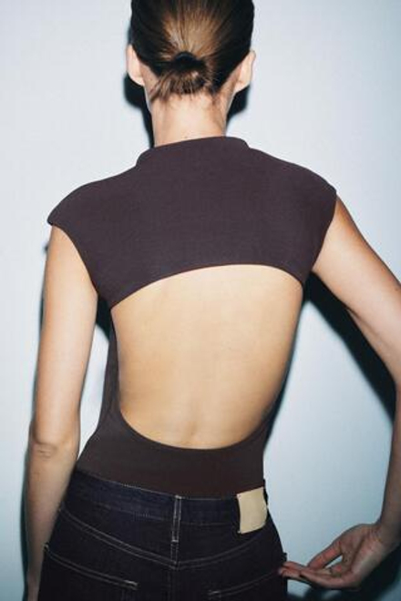 ZARA БОДИ С ВЫРЕЗАМИ ИЗ ЭЛАСТИЧНОЙ ТКАНИ, КОРИЧНЕВЫЙ