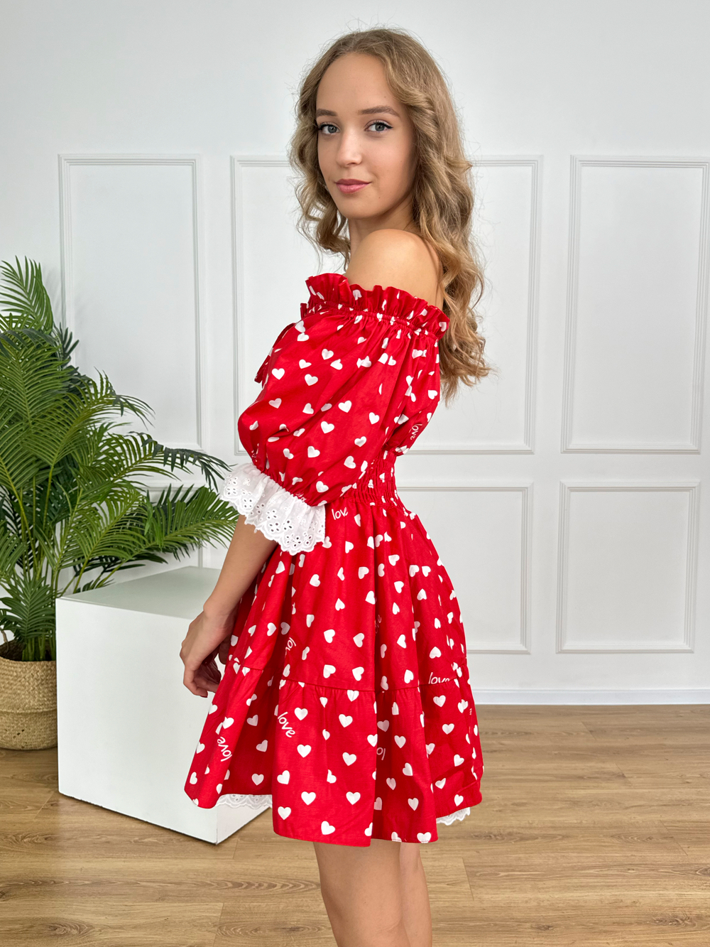 Сарафан платье летнее для девочки "Сердца на красном"