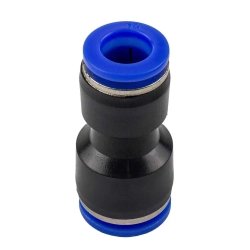 Фитинг-переходник для пластиковых трубок 12 x 10мм RockForce##Rock FORCE RF-SPG12-10
