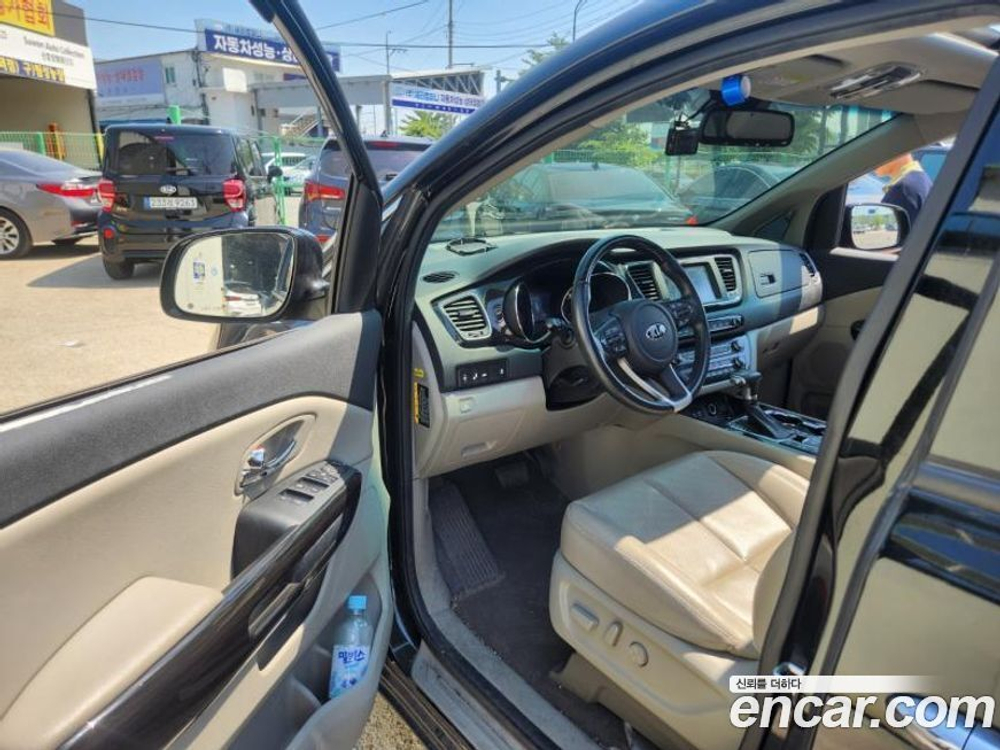 Kia The New Carnival (Sedona) 7-и местный Limousine (07.2020)