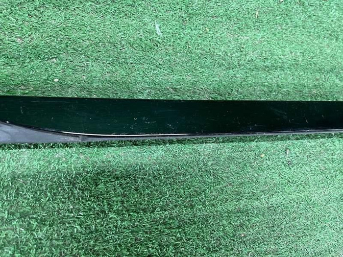 Накладка стойки лобового стекла левая BMW X5 G05 (2018-н.в.)