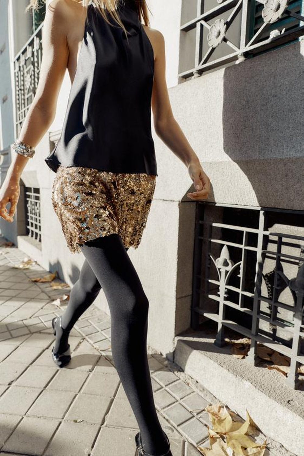 ZARA МИНИ-ЮБКА С ПАЙЕТКАМИ, ЗОЛОТОЙ