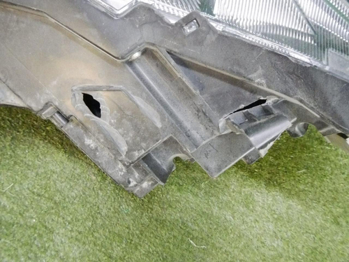 Битая Фара правая Haval F7 (2018-2024) LED