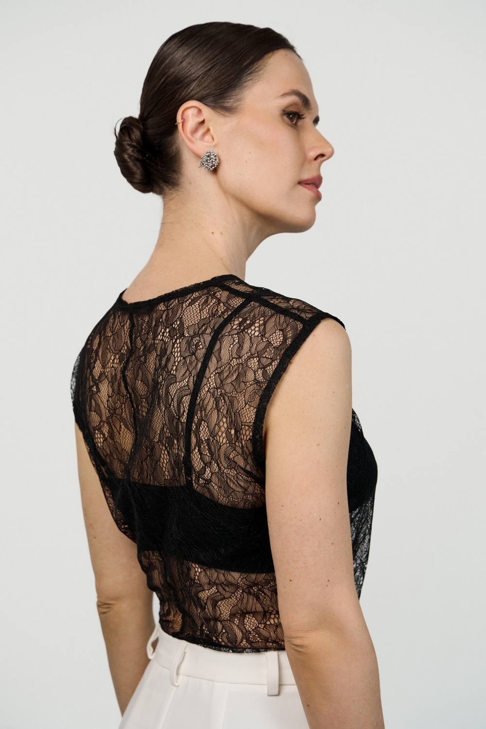 Боди из кружева