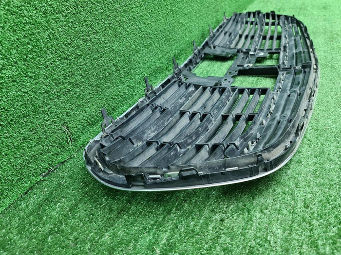 Решетка радиатора Mercedes S W223 (2020-н.в.)