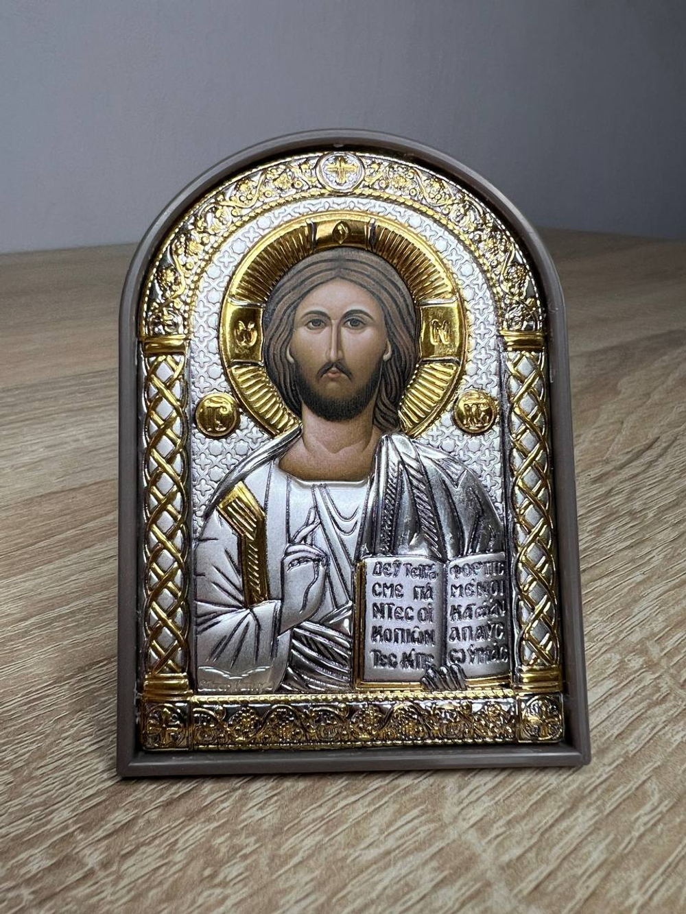 Спаситель, икона арочная, пластик коричневый 62x88