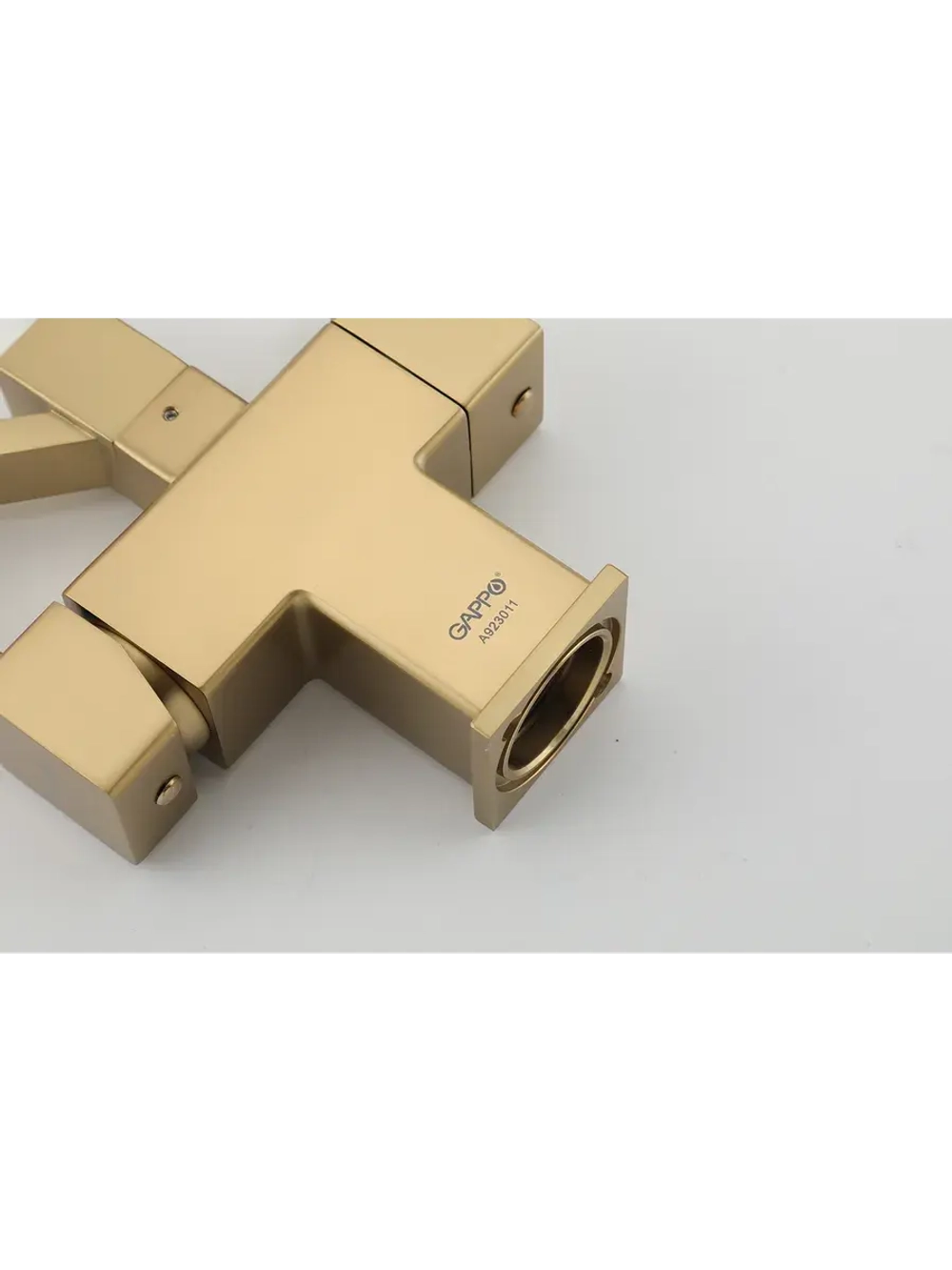 Смеситель для кухни с подключением к фильтру Gappo G4395-63