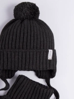 Шапка осенняя детская на завязках и снуд