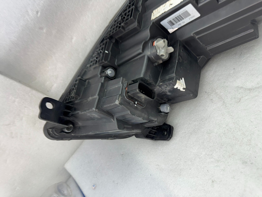 Передняя LED фара Geely Emgrand S1 (оригинал,)