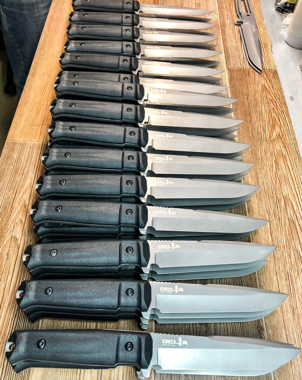 Тактический нож Delta N690 TacWash Олива