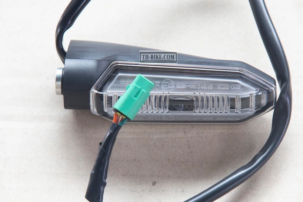 33450-KZZ-J01. WINKER ASSY., L. FR.. Turn light LED. OEM Honda