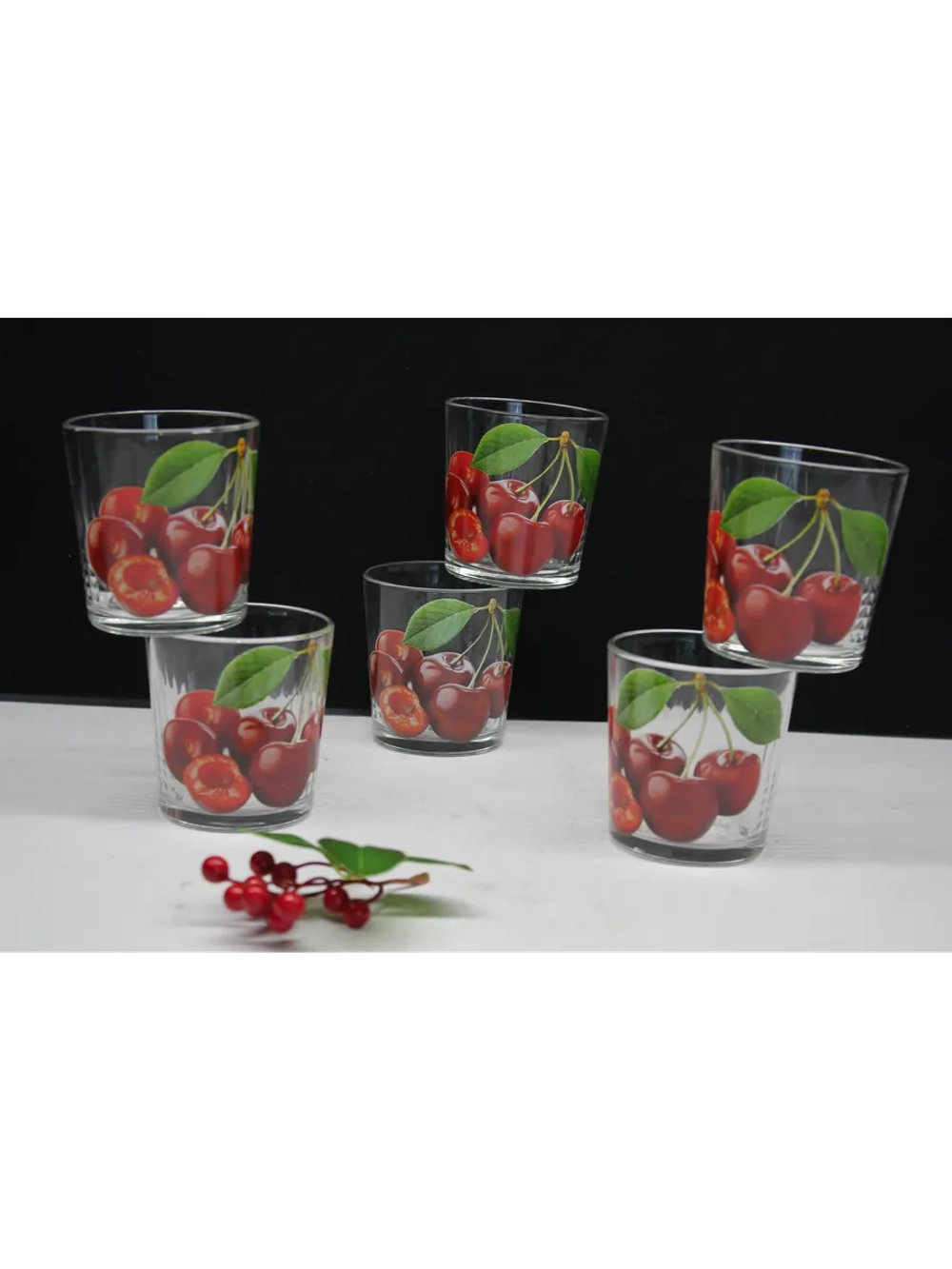 Стакан для напитков сока и воды