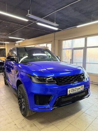 Range Rover в виниловую пленку Carbins PET Ocean Blue SP09