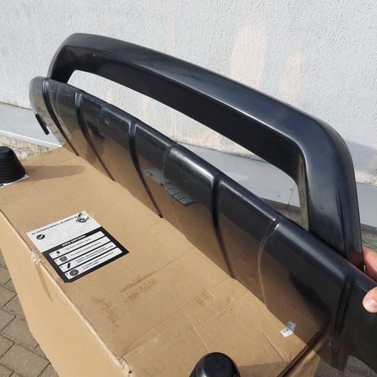 Накладка переднего бампера для VW TOUAREG 2010-2018