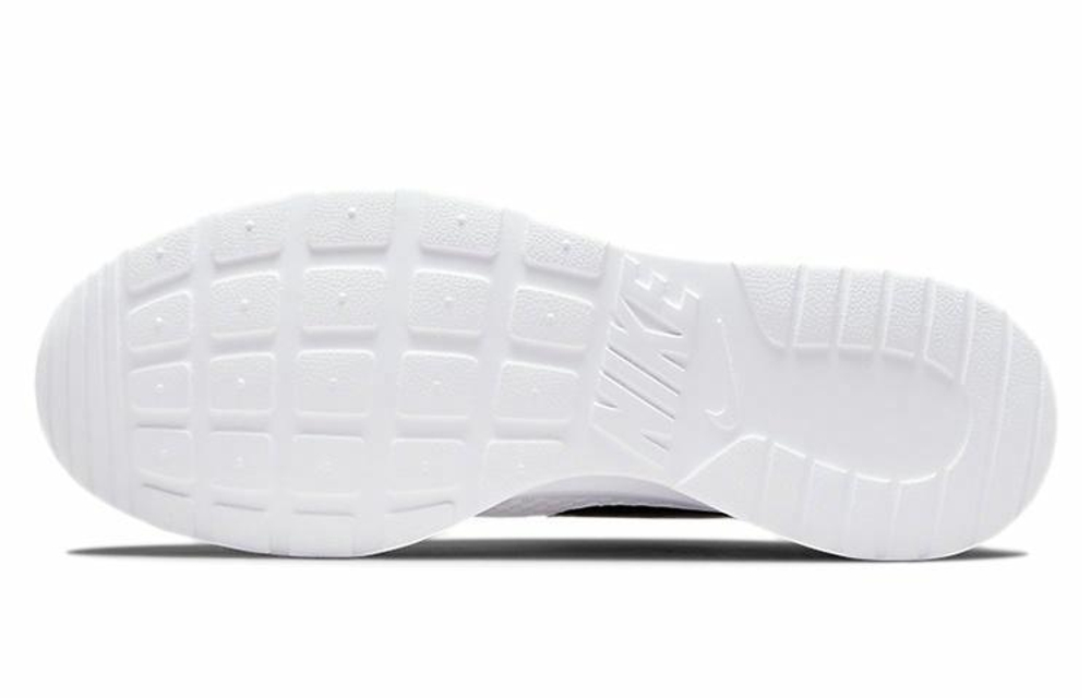 Кроссовки Nike Tanjun