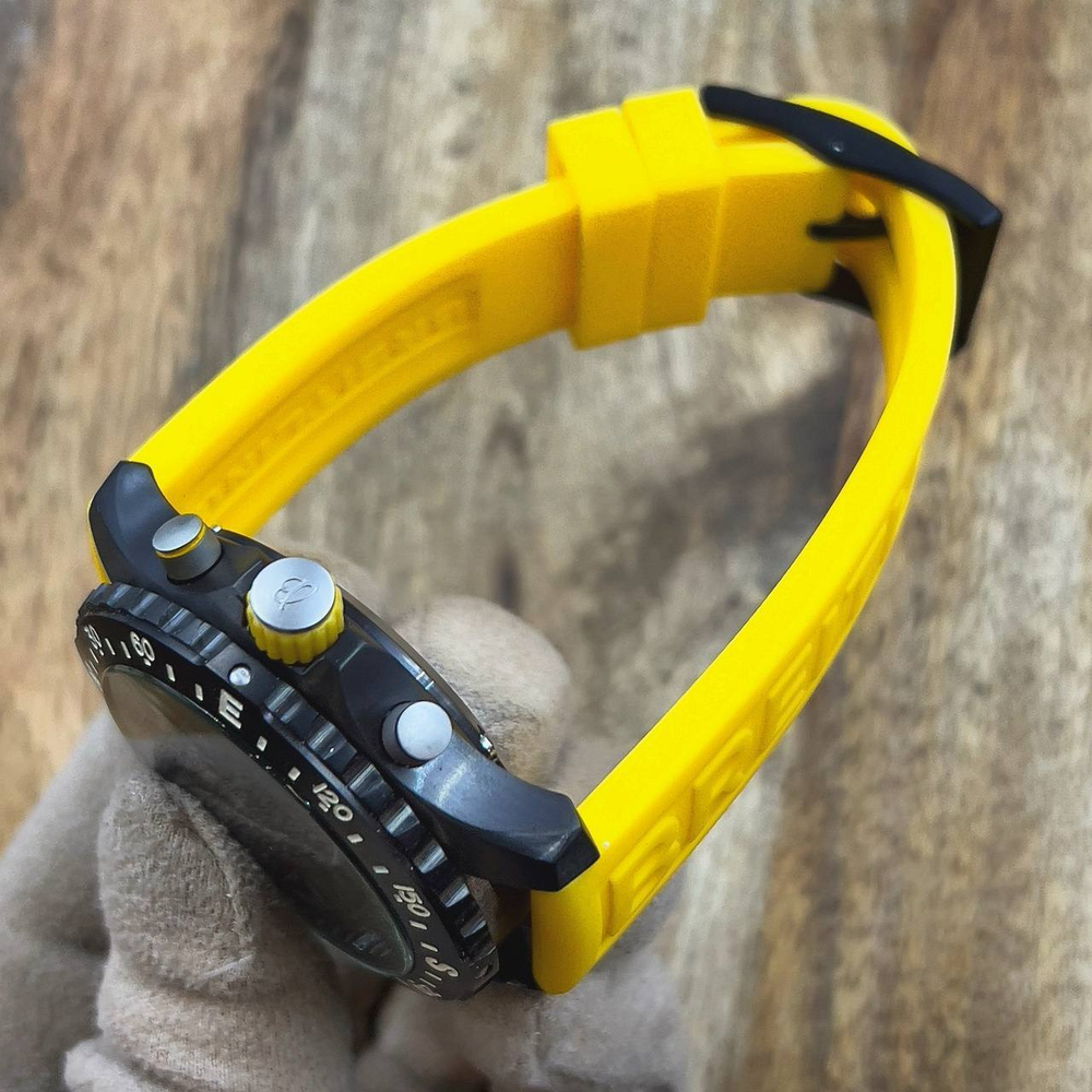 Часы Breitling