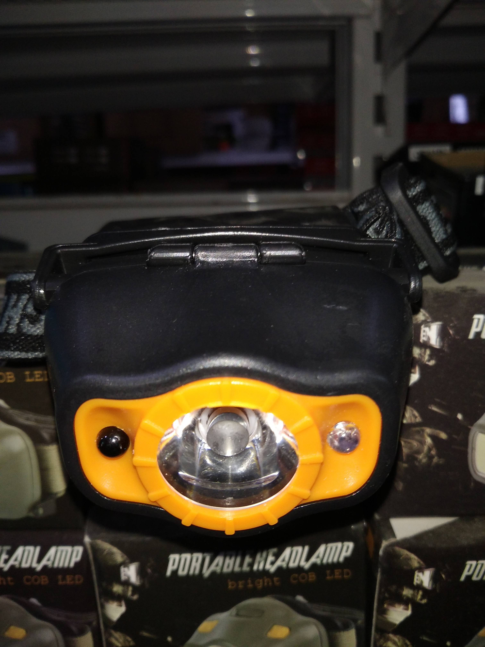 Портативный налобный аккумуляторный фонарь 2LED+CREE XPE