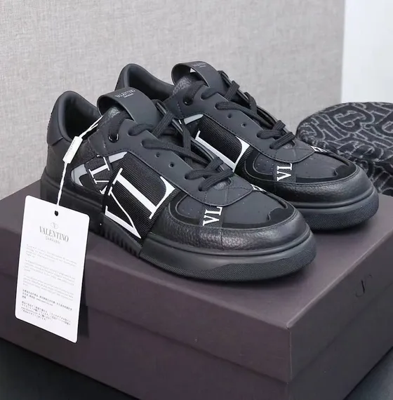 Кроссовки мужские VALENTINO VL7N