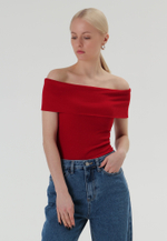 Топ с открытыми плечами