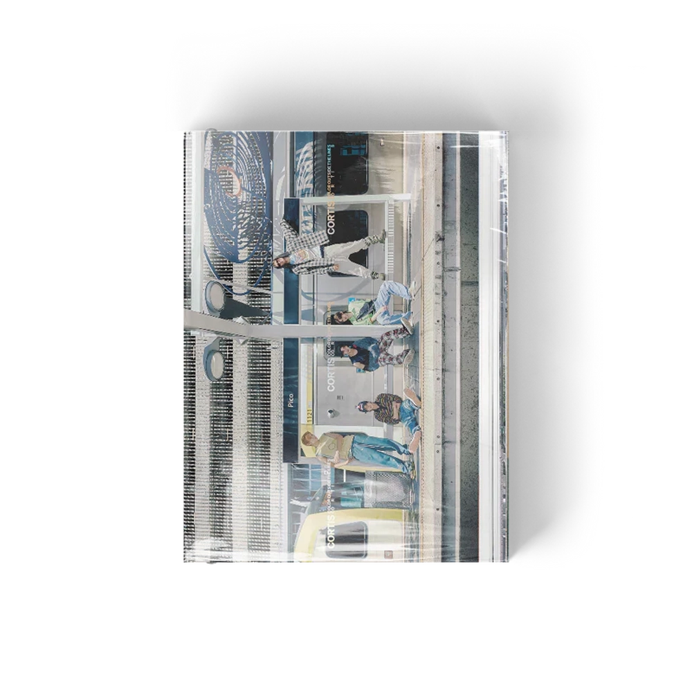 Альбом CORTIS - The 1st EP COLOR OUTSIDE THE LINES 