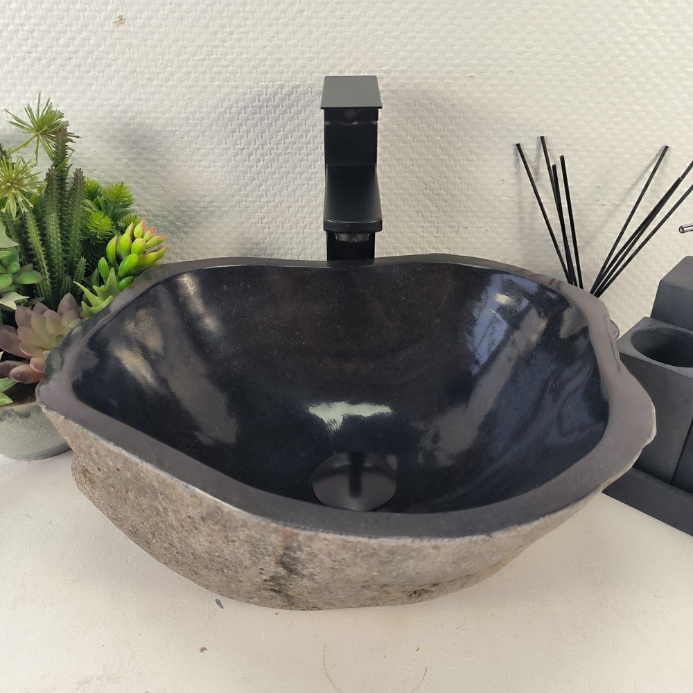 Раковина из речного камня RS-64986 38*33*15 0855