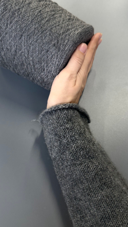 Пряжа Mongolia Cashmere 26/2 (100% кашемир) 1300 м/100 гр, серый дерби
