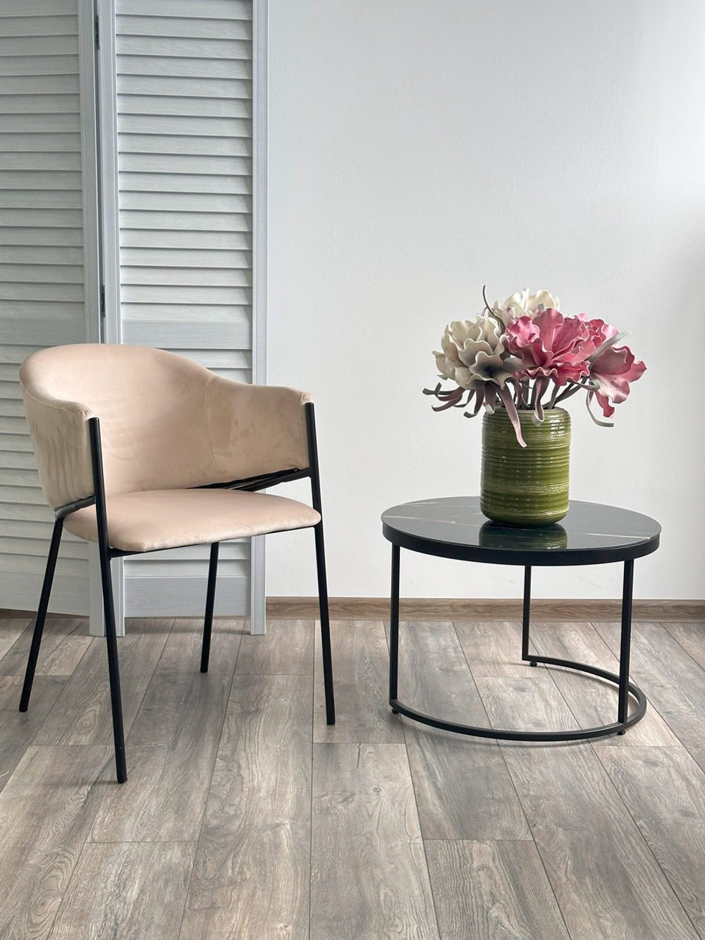 Стул М-City DISAUR Дилл, H-06 Бежевый, Велюр, Черный каркас